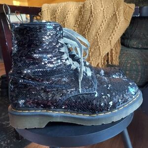 Dr. Martens 1460 Pascal Sequin